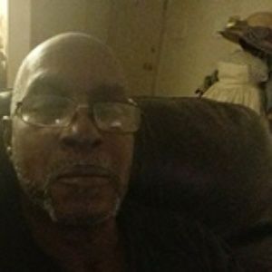 Meet your Posher, Dennis